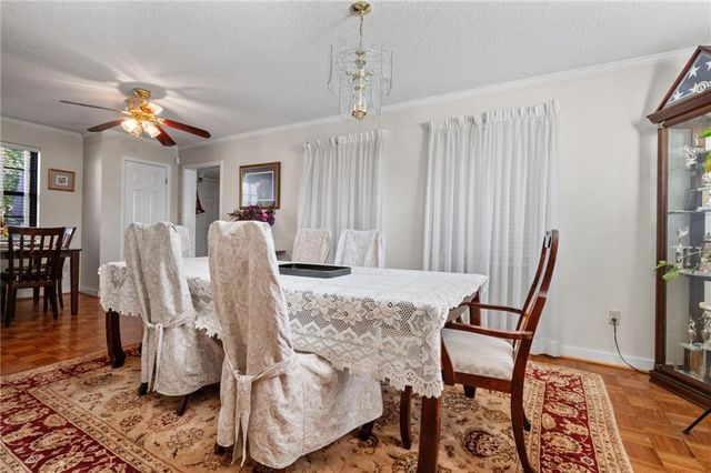 1055 Bishop Wilmer Drive, Mobile, AL 36605