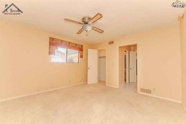 4500 WEEKS PARK LANE, Wichita Falls, TX 76308