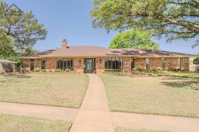 4500 WEEKS PARK LANE, Wichita Falls, TX 76308