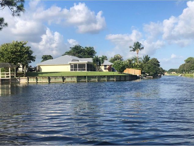 1199 SW 25th Avenue, Boynton Beach, FL 33426