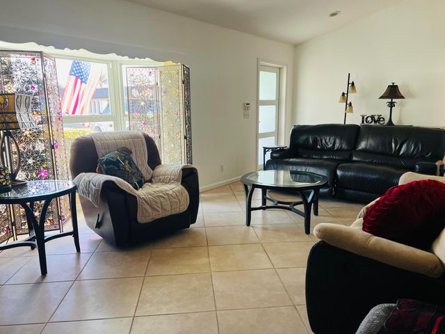 1199 SW 25th Avenue, Boynton Beach, FL 33426