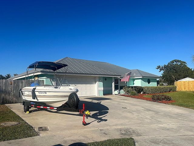 1199 SW 25th Avenue, Boynton Beach, FL 33426