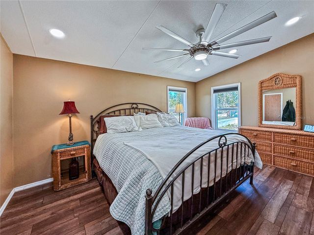 43512 BEAR LAKE BOULEVARD, Deland, FL 32720