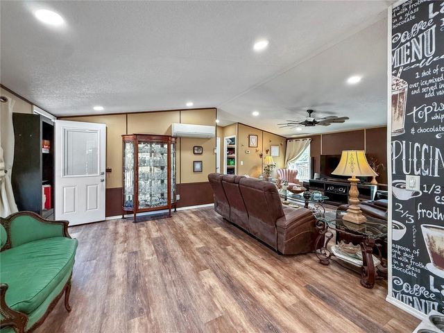 43512 BEAR LAKE BOULEVARD, Deland, FL 32720