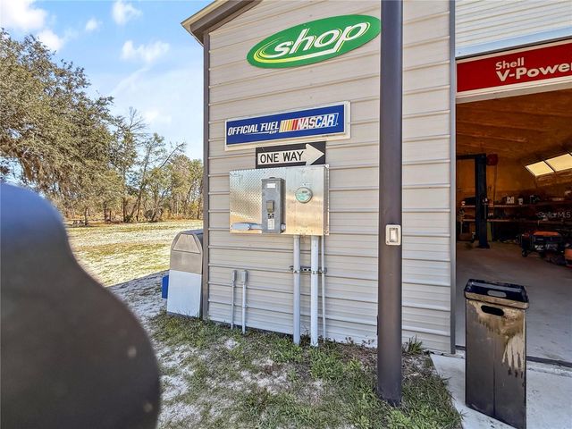 43512 BEAR LAKE BOULEVARD, Deland, FL 32720