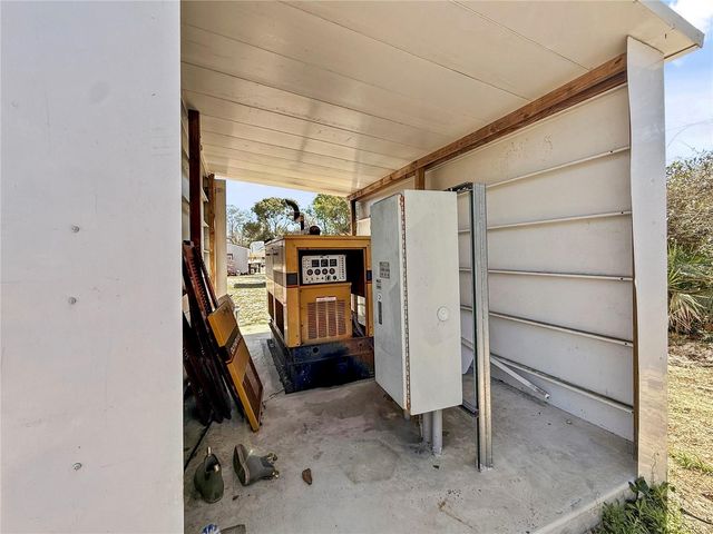 43512 BEAR LAKE BOULEVARD, Deland, FL 32720