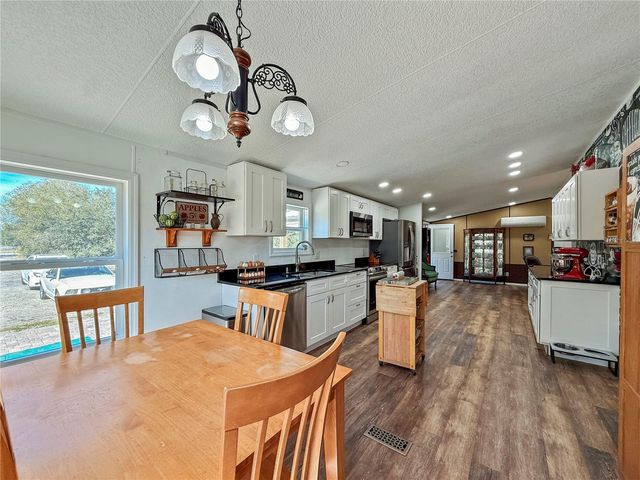 43512 BEAR LAKE BOULEVARD, Deland, FL 32720