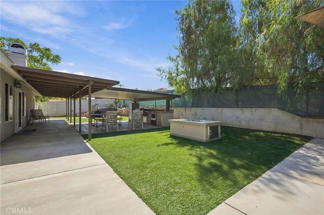 19910 Heavern Court, Perris, CA 92570