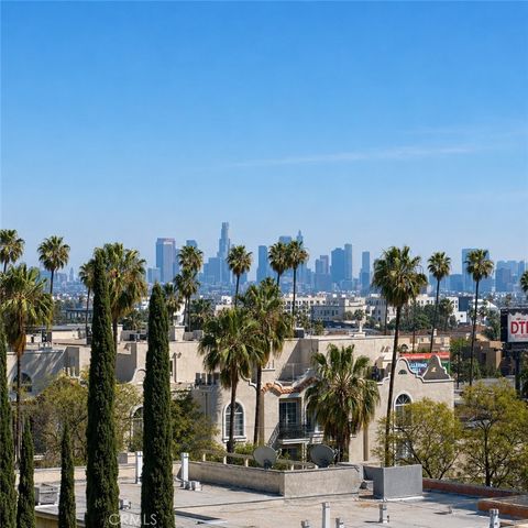 7320 Hawthorn Avenue 318, Los Angeles, CA 90046