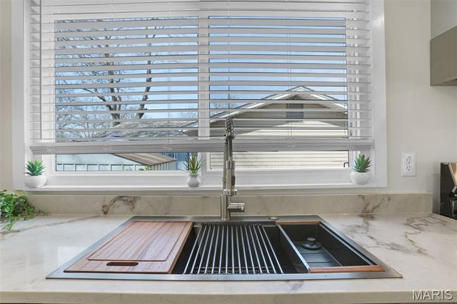 44 Kimberly Lane, St Peters, MO 63376