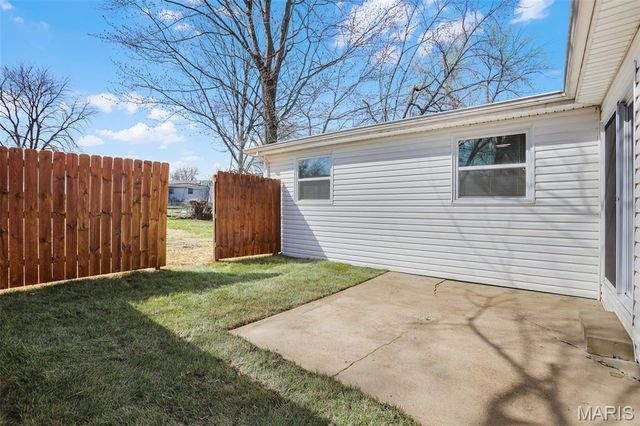 44 Kimberly Lane, St Peters, MO 63376