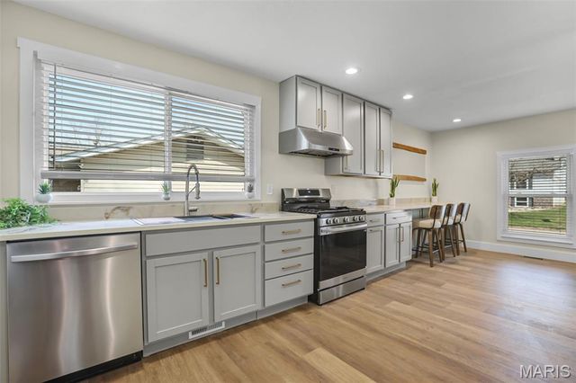 44 Kimberly Lane, St Peters, MO 63376