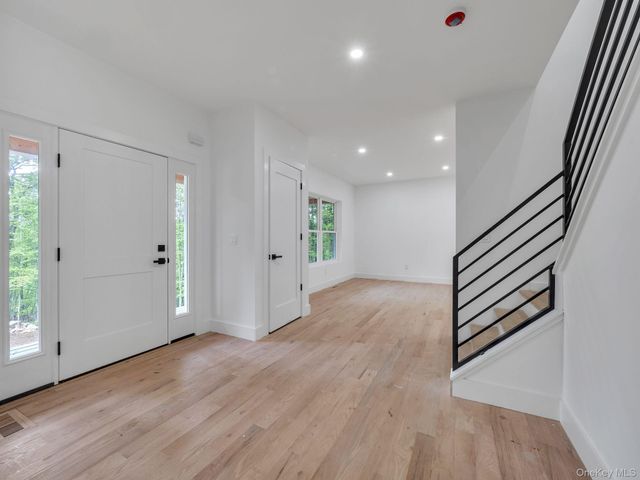 26 Rodina Drive, Pawling, NY 12564