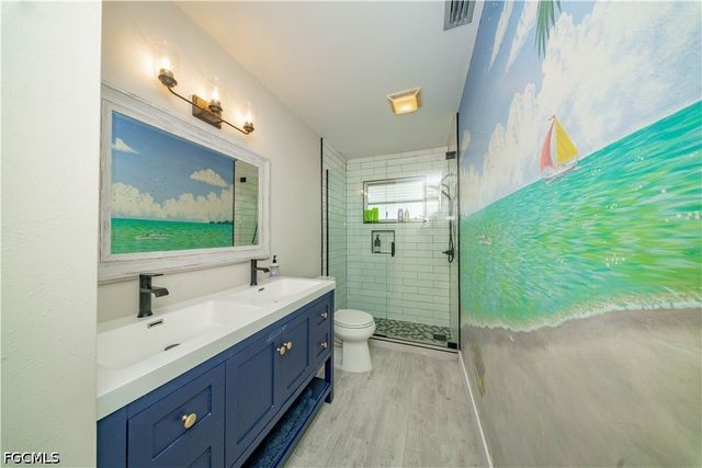 119 Andre Mar DR, Fort Myers Beach, FL 33931