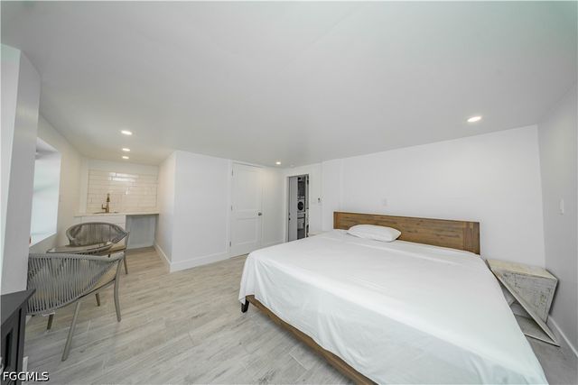 119 Andre Mar DR, Fort Myers Beach, FL 33931