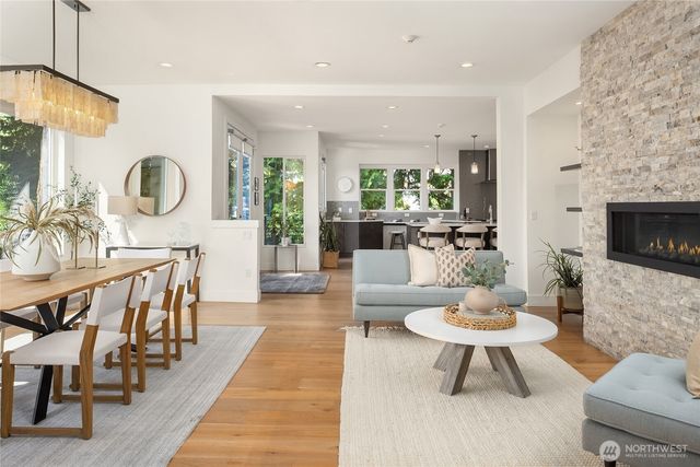5830 W Mercer Way, Mercer Island, WA 98040