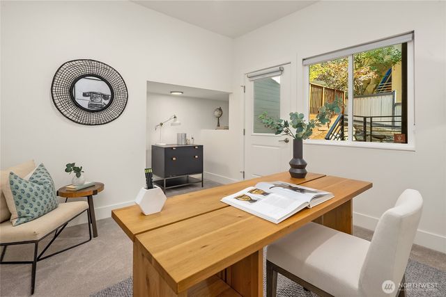 5830 W Mercer Way, Mercer Island, WA 98040
