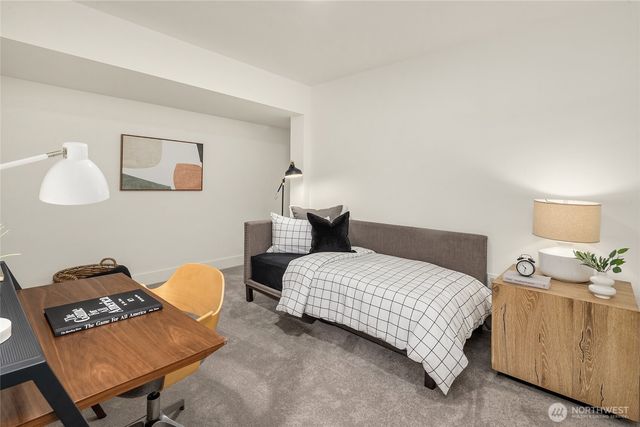 5830 W Mercer Way, Mercer Island, WA 98040