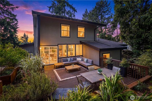5830 W Mercer Way, Mercer Island, WA 98040