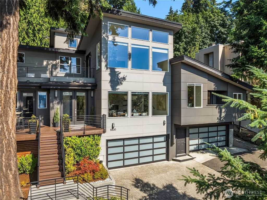 5830 W Mercer Way, Mercer Island, WA 98040