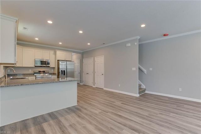 1509 Tidewater DR, Norfolk, VA 23504