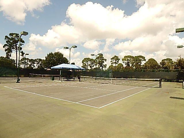 568 SW New Castle Cove, Port St. Lucie, Port St Lucie, FL 34986