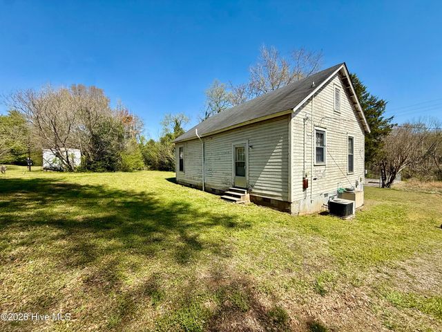 83 2nd Ave Pee Dee, Rockingham, NC 28379