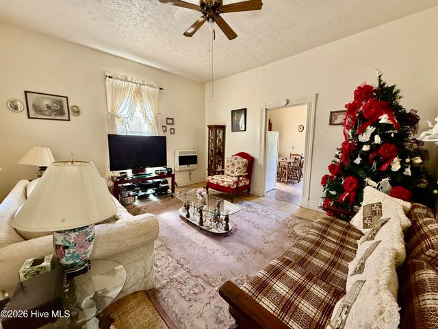 83 2nd Ave Pee Dee, Rockingham, NC 28379