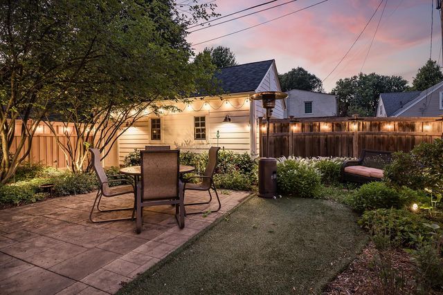 1843 Highland Parkway, Saint Paul, MN 55116