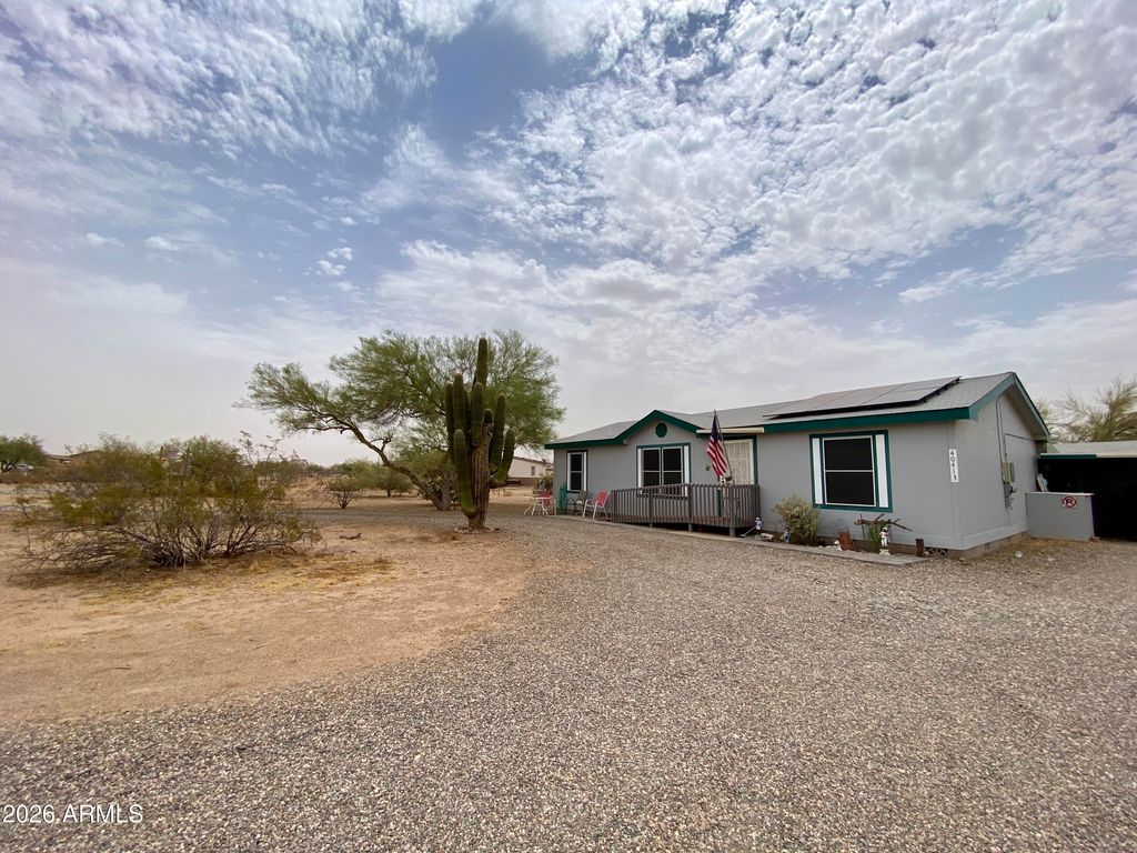 40413 N 253RD Avenue, Morristown, AZ 85342 — exterior