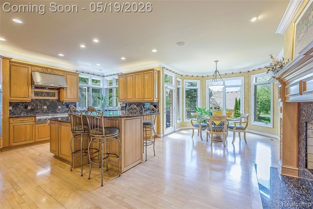 17671 Cranbrook Drive, Northville, MI 48168