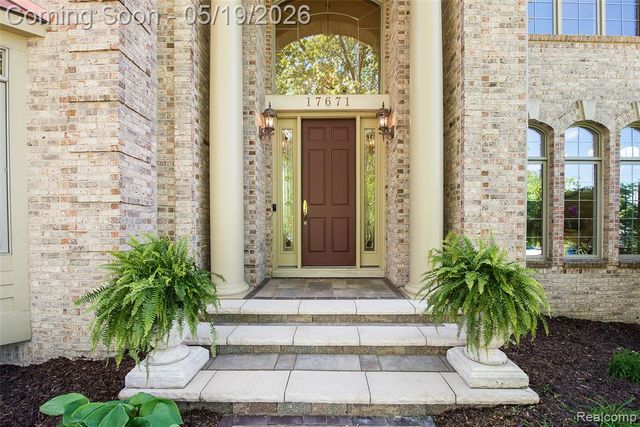 17671 Cranbrook Drive, Northville, MI 48168