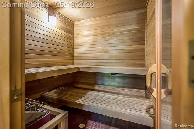 17671 Cranbrook Drive, Northville, MI 48168