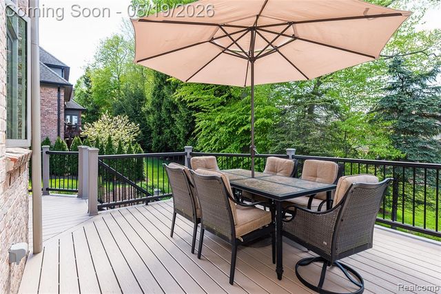 17671 Cranbrook Drive, Northville, MI 48168