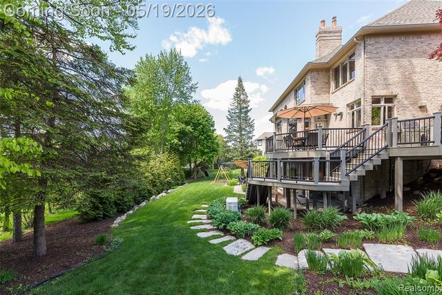 17671 Cranbrook Drive, Northville, MI 48168