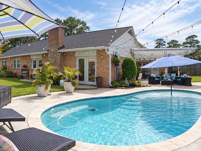 3119 Silver Springs Drive, La Porte, TX 77571