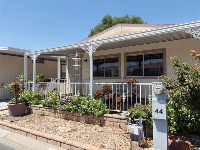 1010 Terrace 44, San Bernardino, CA 92410