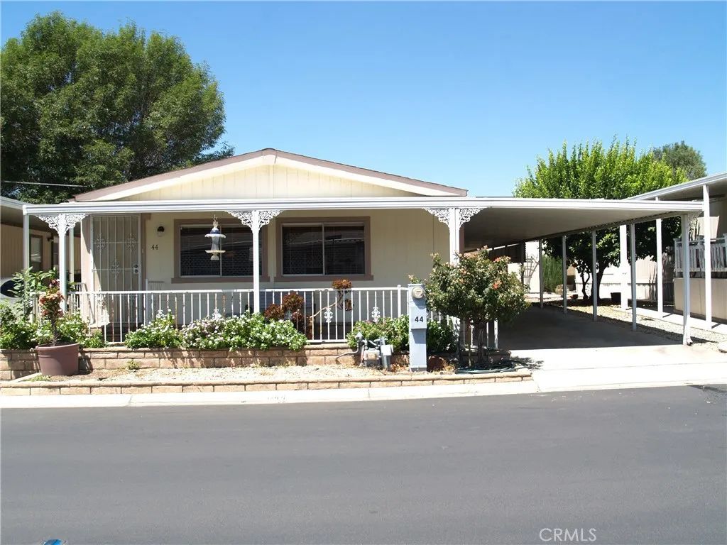 1010 Terrace 44, San Bernardino, CA 92410