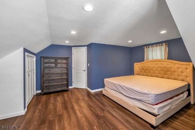 101 Pinecrest Ter, Wayne Twp., NJ 07470