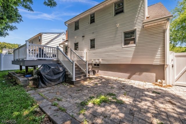 101 Pinecrest Ter, Wayne Twp., NJ 07470