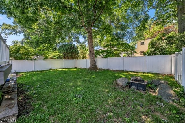 101 Pinecrest Ter, Wayne Twp., NJ 07470