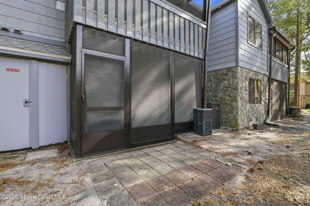 9042 York Lane 16b, West Melbourne, FL 32904