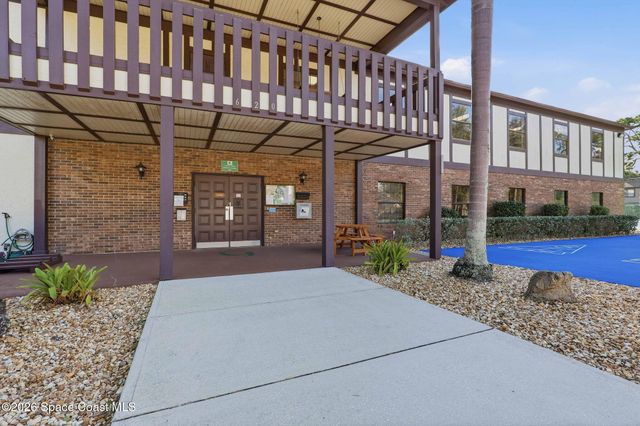 9042 York Lane 16b, West Melbourne, FL 32904