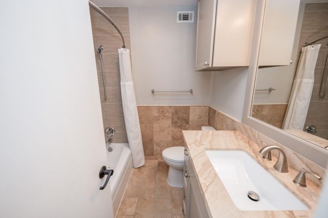 9015 Gaylord Street 57, Hedwig Village, TX 77024
