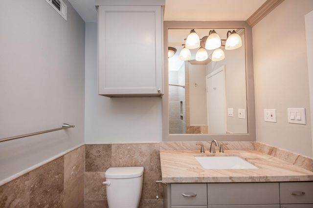 9015 Gaylord Street 57, Hedwig Village, TX 77024