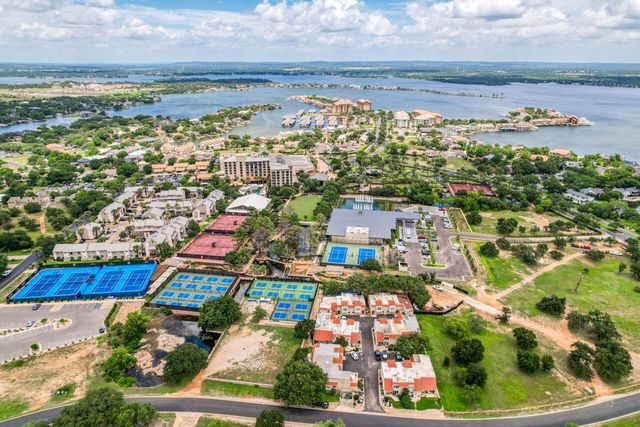 200 Free Rein 10, Horseshoe Bay, TX 78657