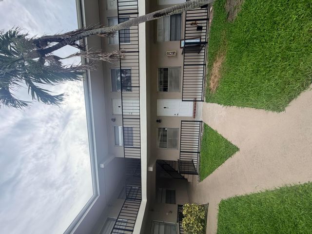 1210 Old Boynton Road 103, Boynton Beach, FL 33426