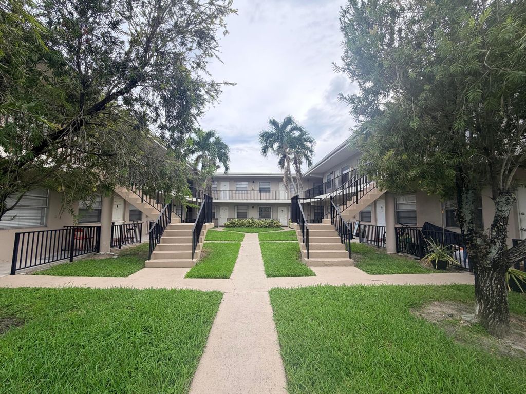 1210 Old Boynton Road 103, Boynton Beach, FL 33426