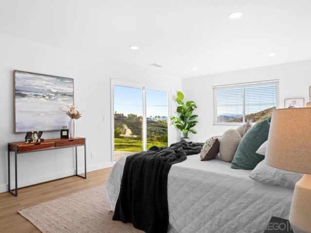 17906 Saint Andrews Dr, Poway, CA 92064