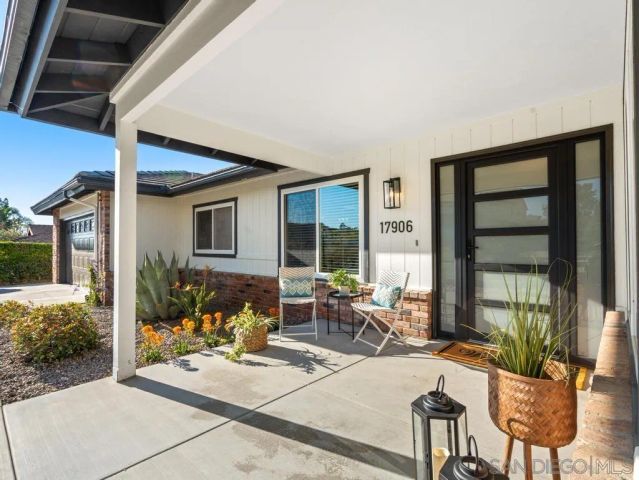 17906 Saint Andrews Dr, Poway, CA 92064